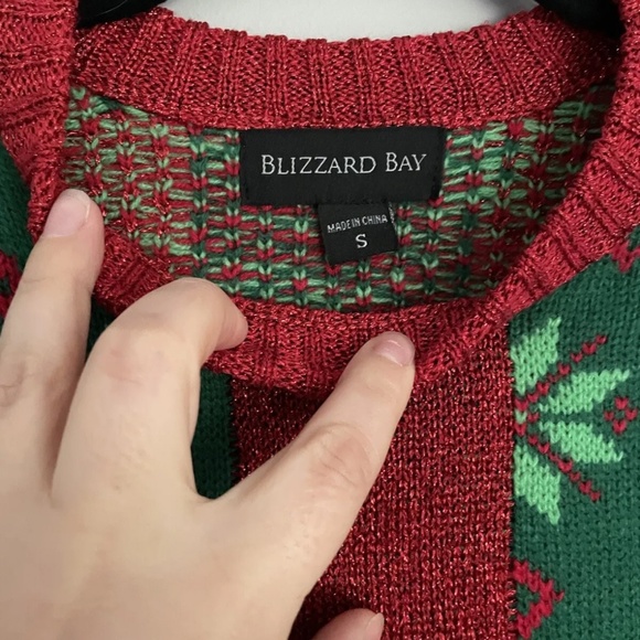 Blizzard Bay sz S Gift to the world from Santa Ugly Holiday Christmas Sweater - Picture 4 of 8
